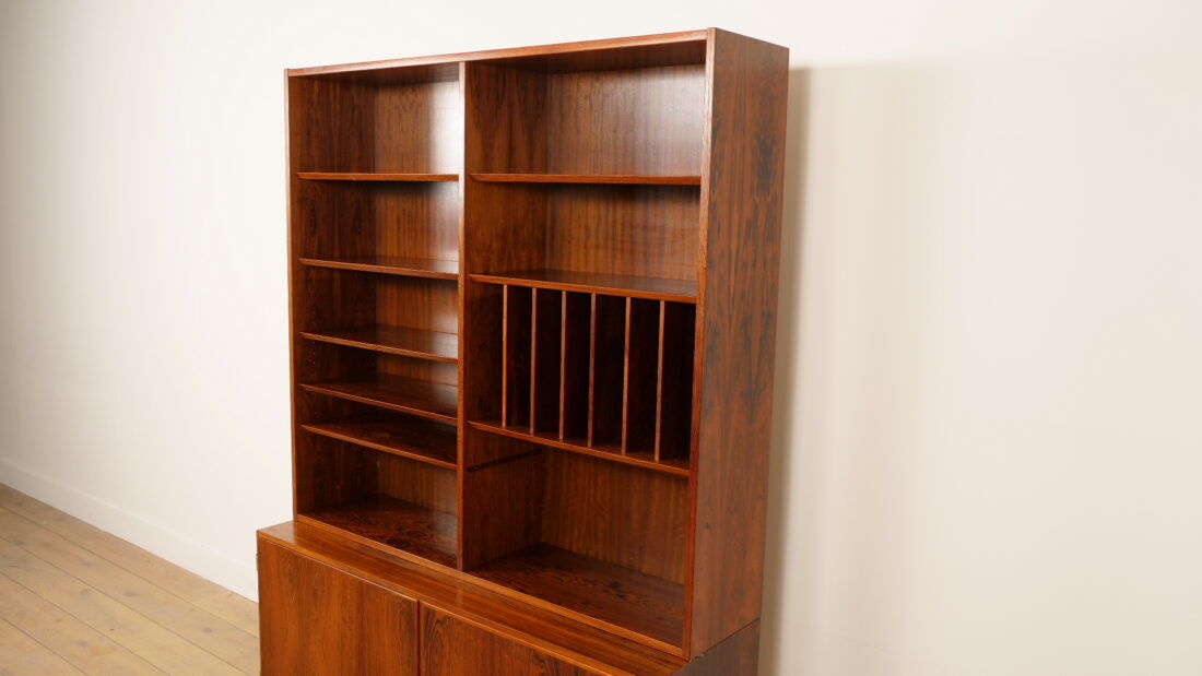 Buffet vintage | Bibliothèque | Meuble à vinyles | Palissandre | Hundevad pour Omann Jun