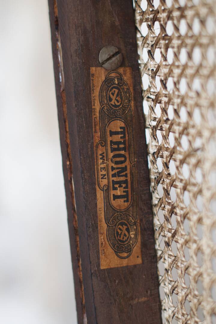 Michael Thonet curved walnut armchair - 1914