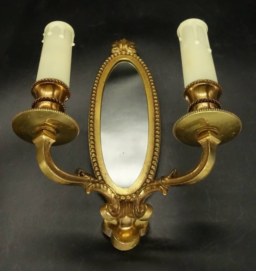 Paire d'appliques-miroirs style Louis XVI - bronze