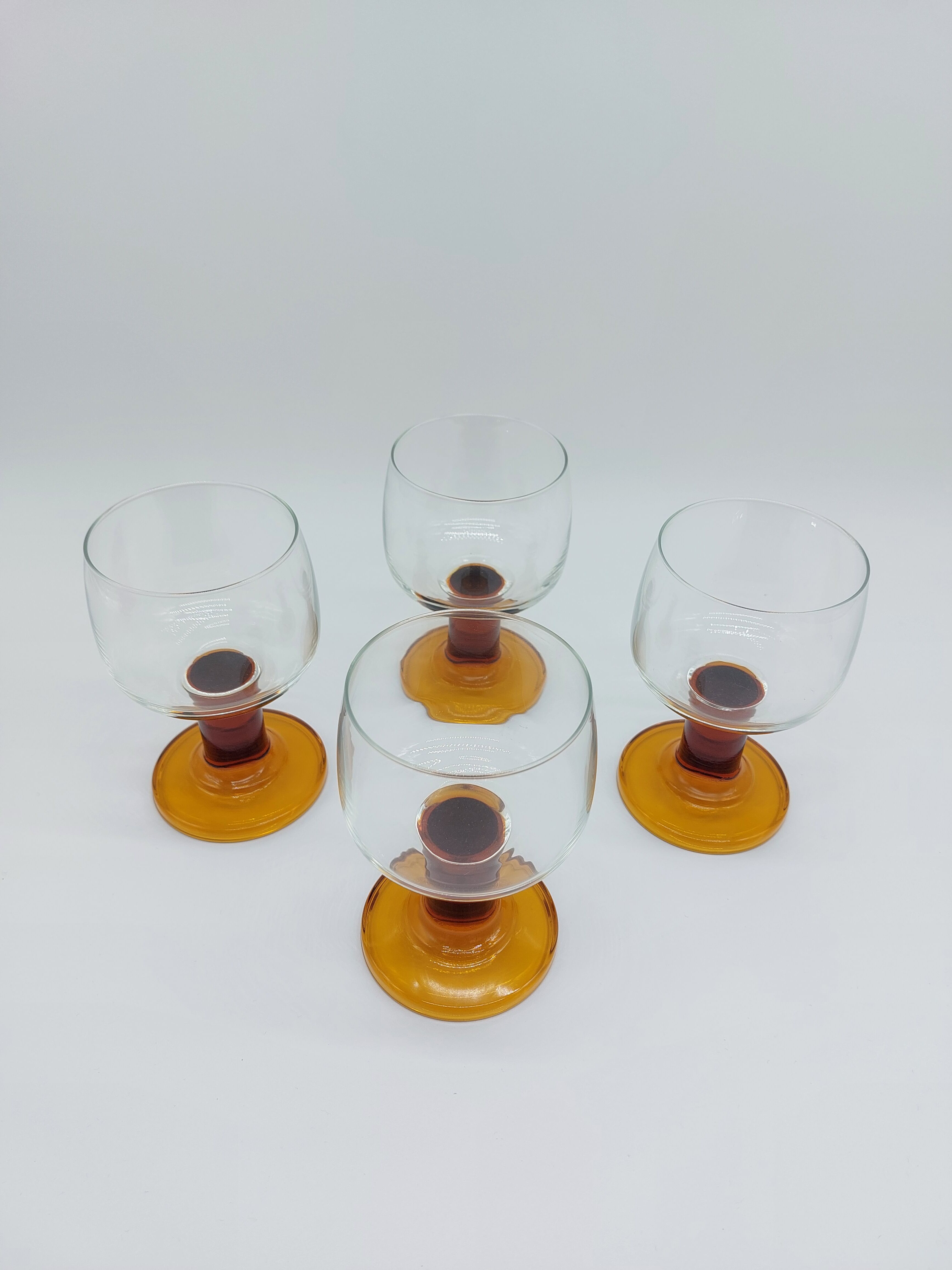 Lot de 4 verres ambré