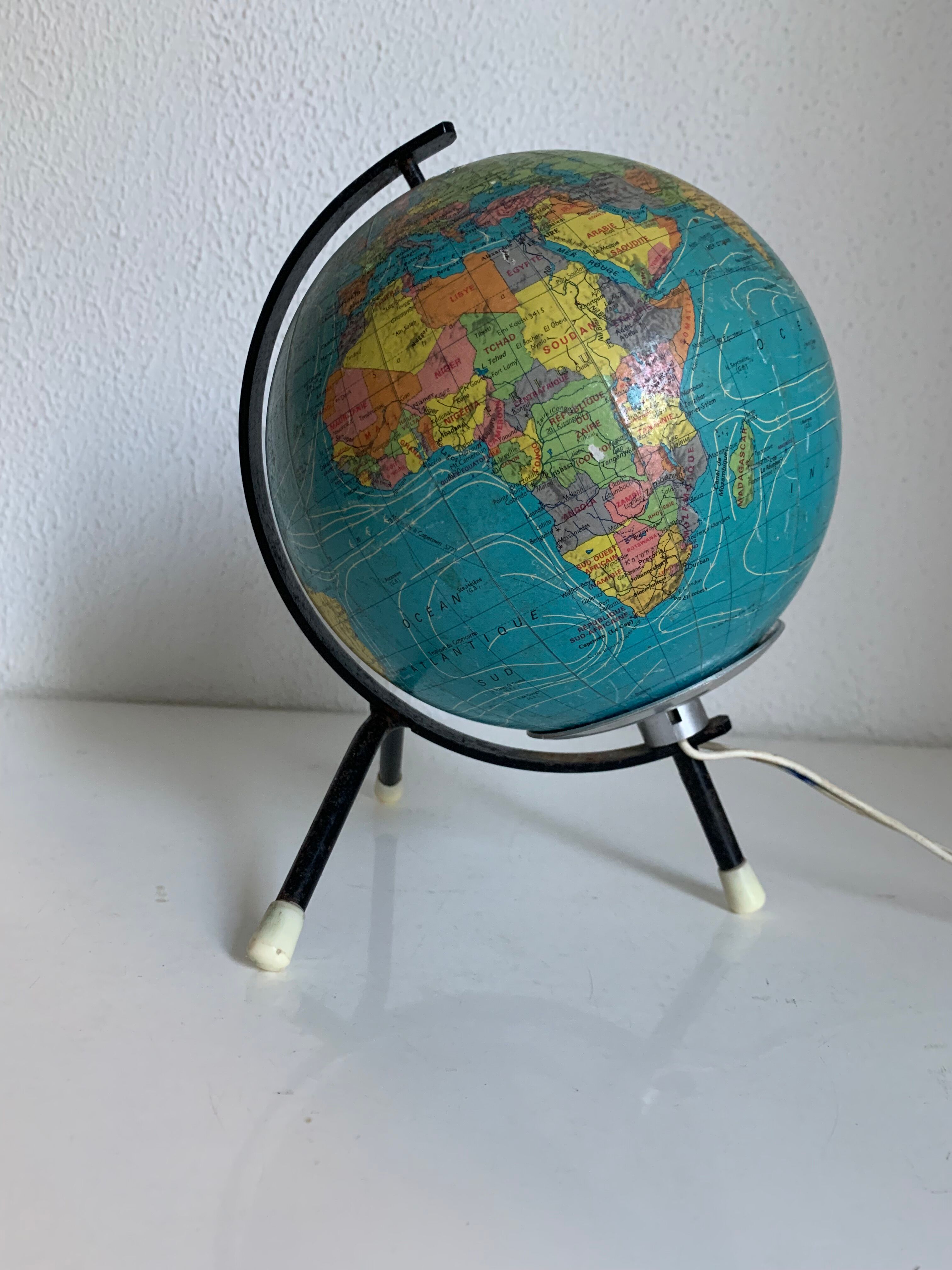 Globe vintage 1972 terrestre verre Taride tripode - 22 cm