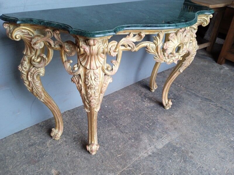 Console Louis XV bois sculpté doré