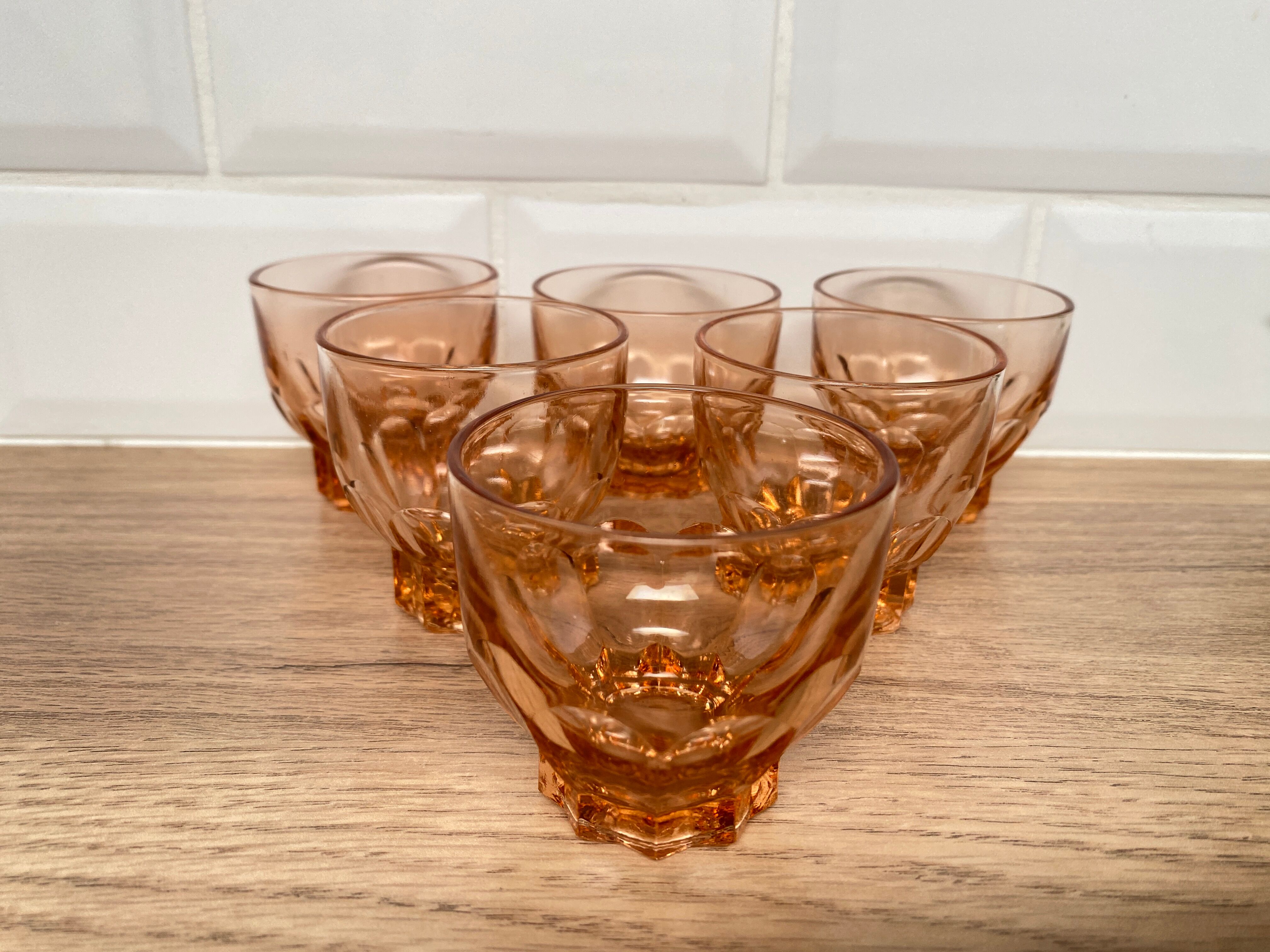 Set of 6 Luminarc pink star lenses