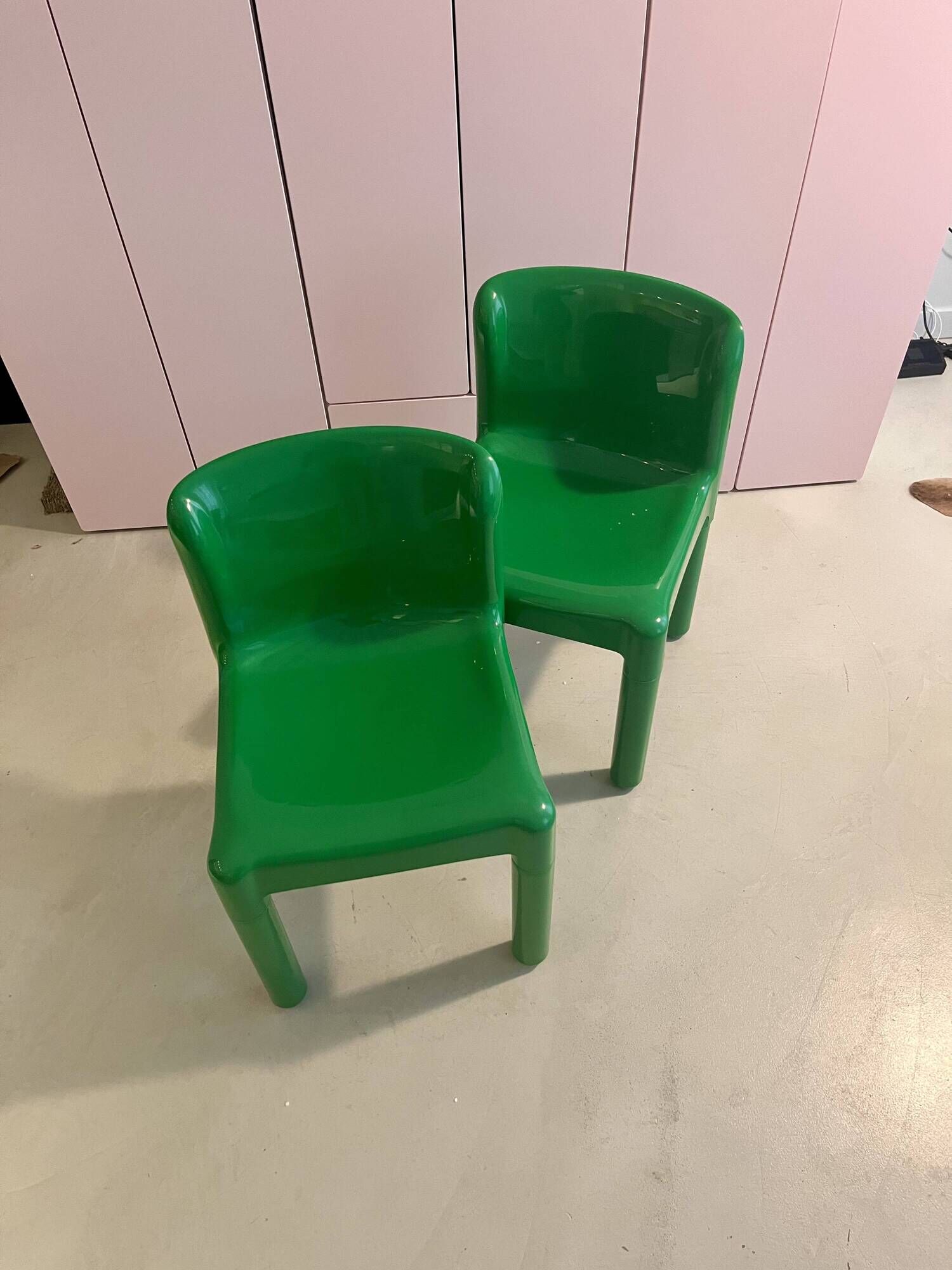 Pair of Kartell 4875 chairs by Carlo Bartoli