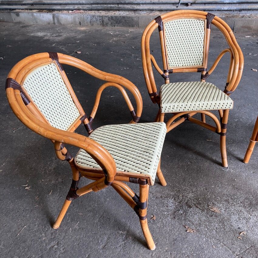 Set of 2 armchairs and 2 Parisian bistro chairs in rattan