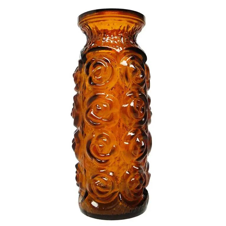 Vase Art Déco en roses, verre pressé orange, Huta Laura, Pologne, années 1970