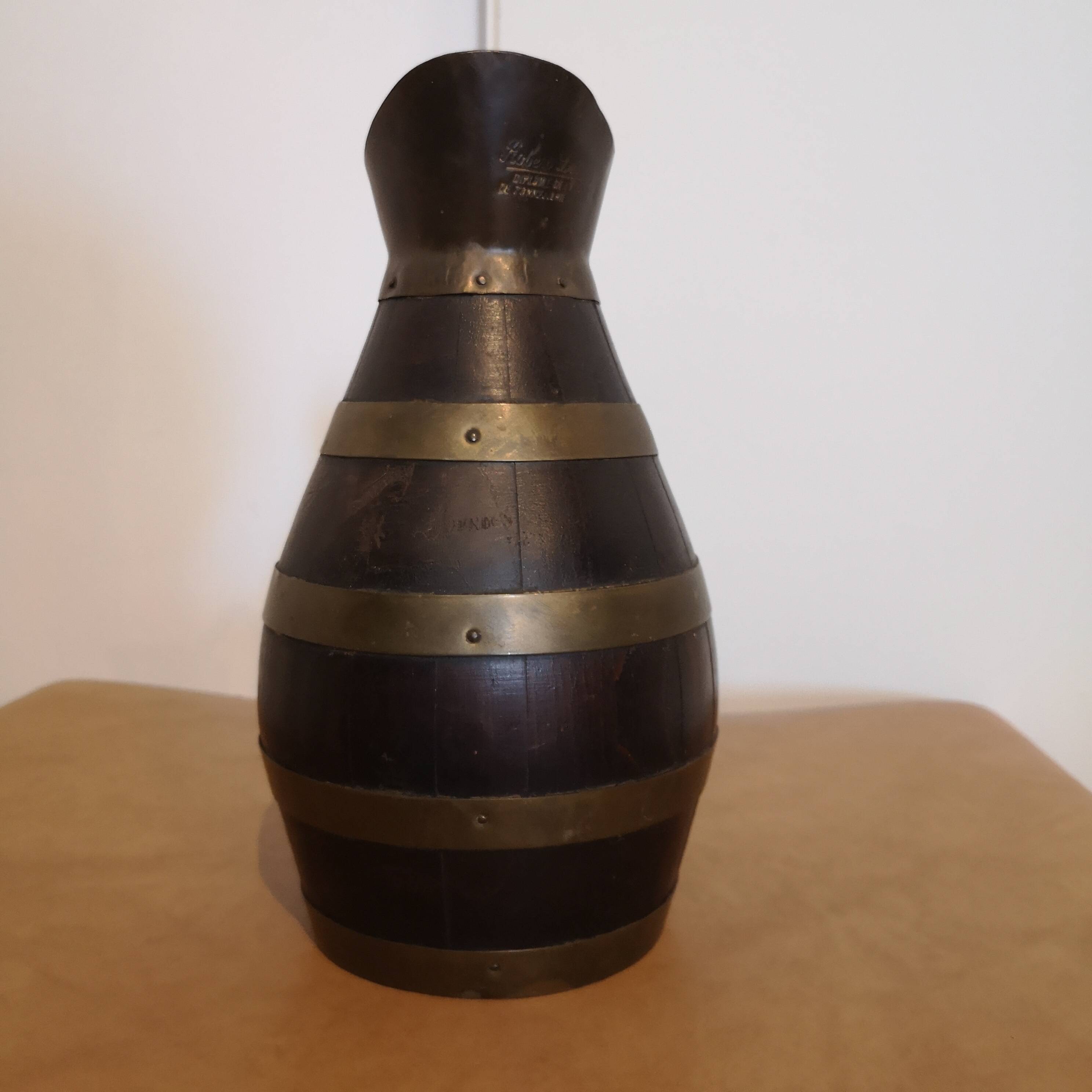 Ancien pichet a vin cidre en bois signé lestage tonnelier de nancy france