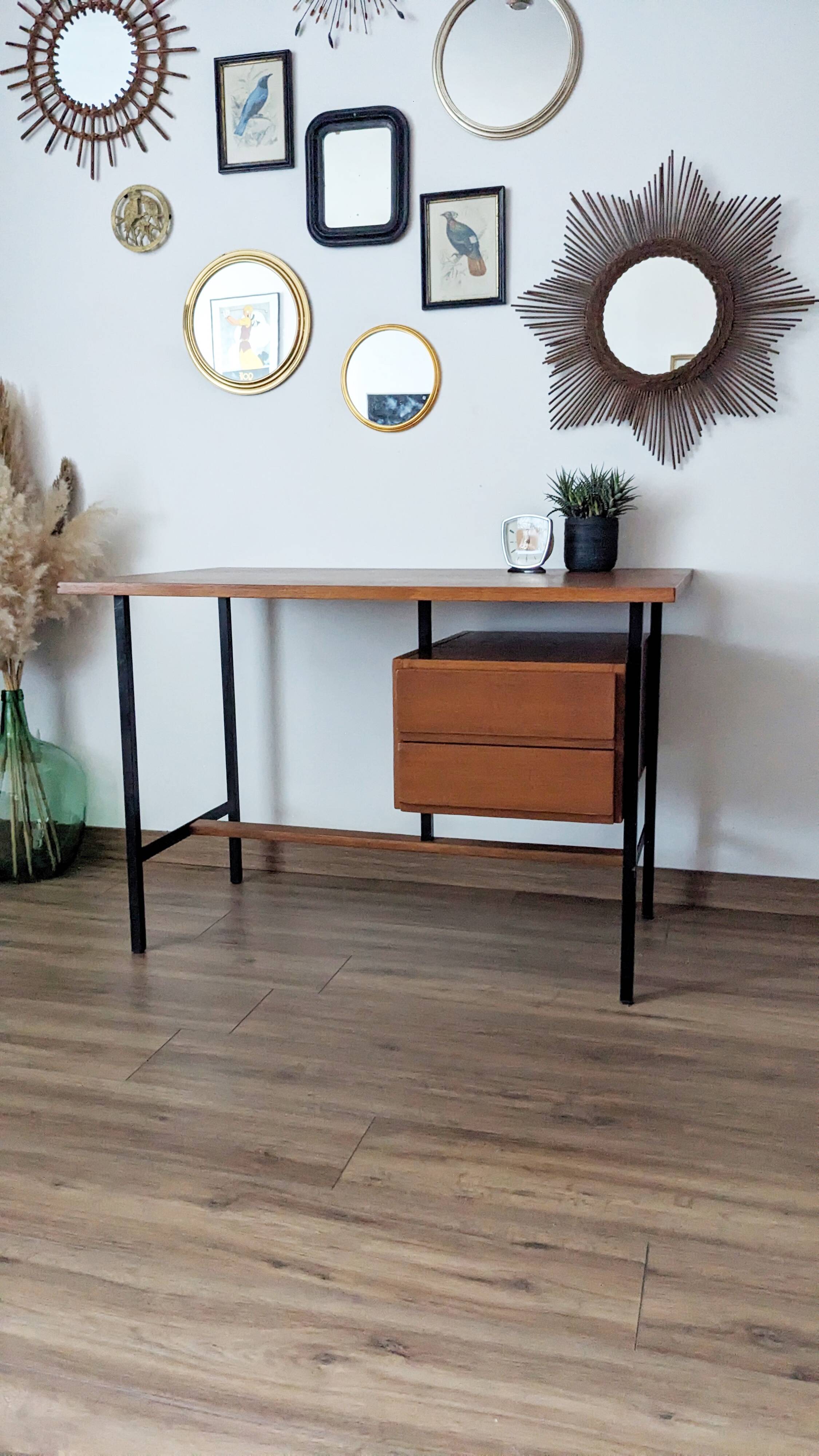 Modernist desk from the 60s
