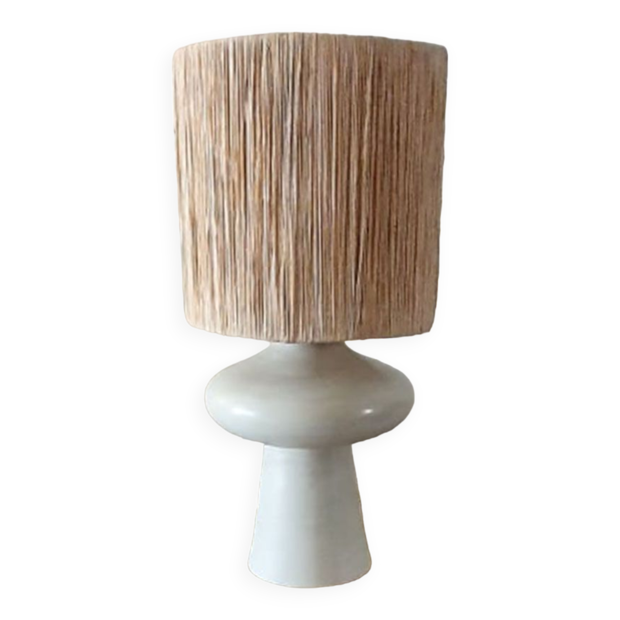 Tadelakt lamp with raffia lampshade