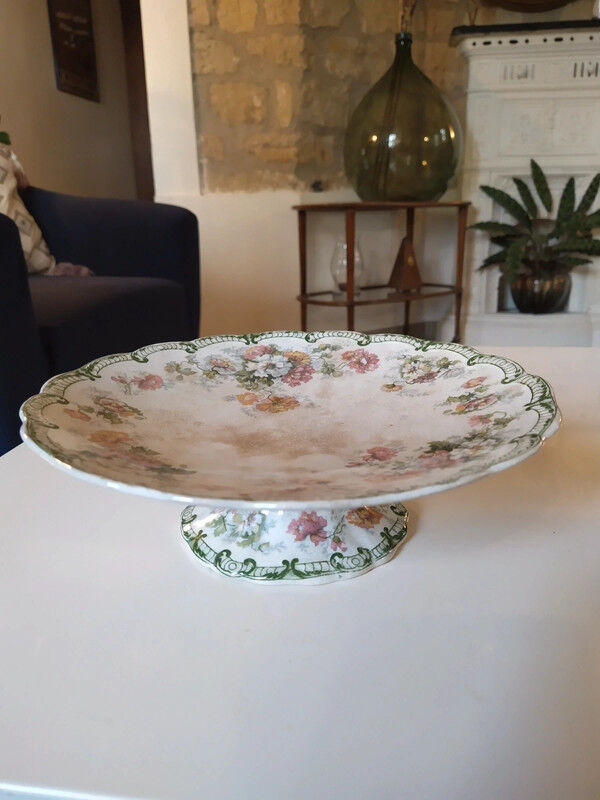 Antique cake dish