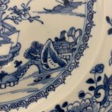 Chinese plate inspired by the company of the Indies family white blue late nineteenth century
