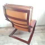 Fauteuil "Poang" par Noboru Nakamura