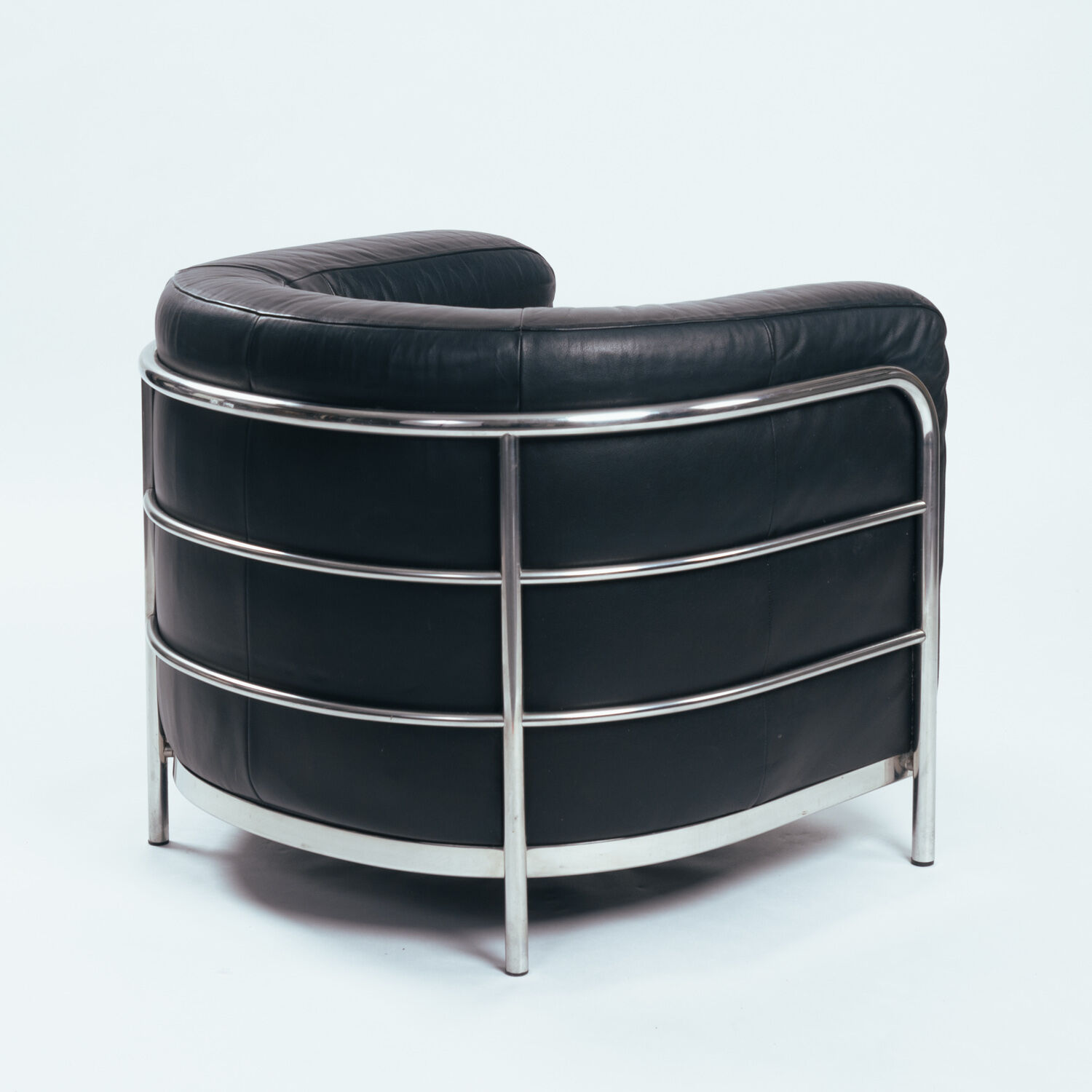 Zanotta onda black leather lounge chair, Italy 1980s