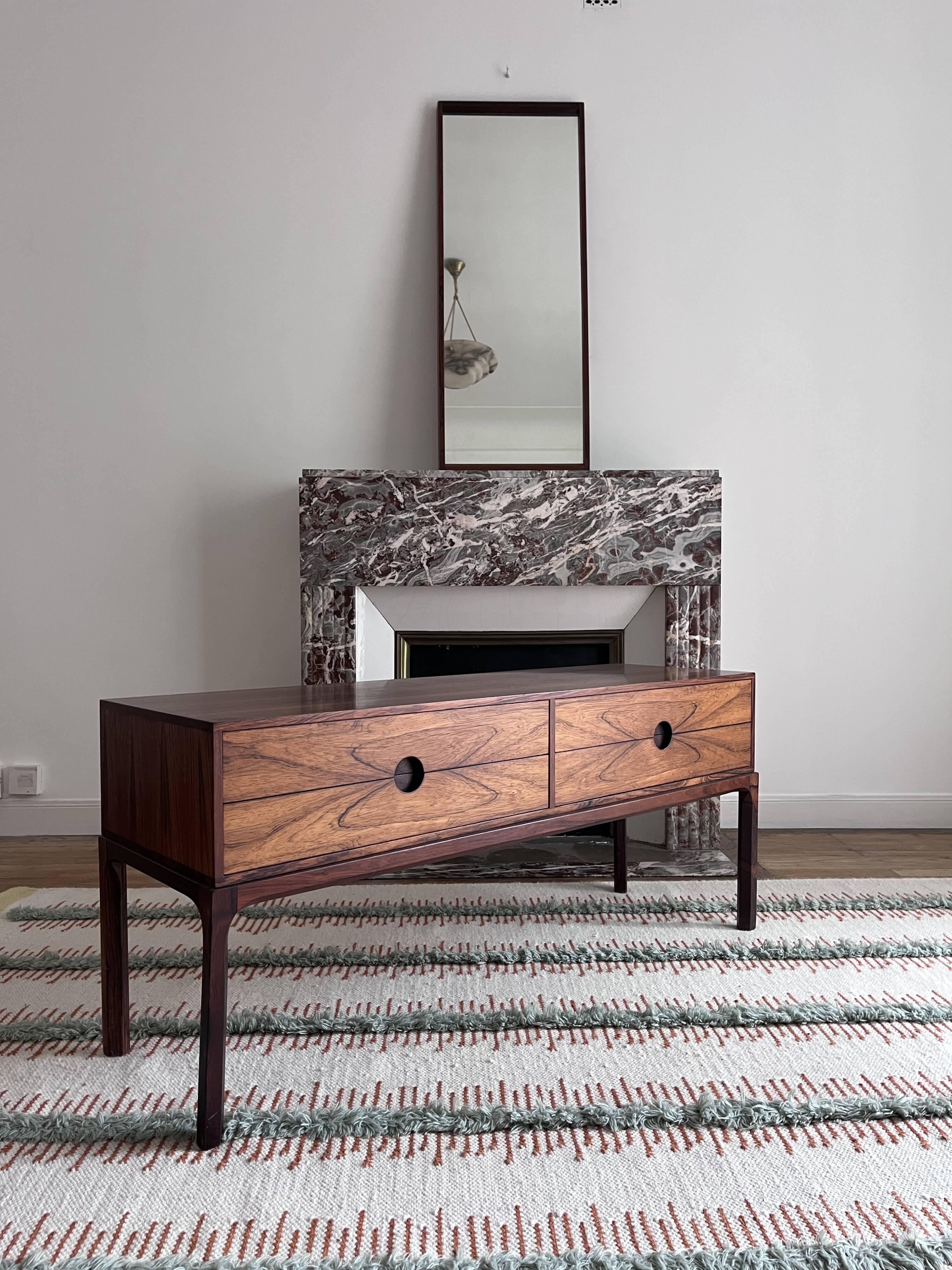 Low enfilade in rosewood by Kai Kristiansen for Aksel Kjersgaard