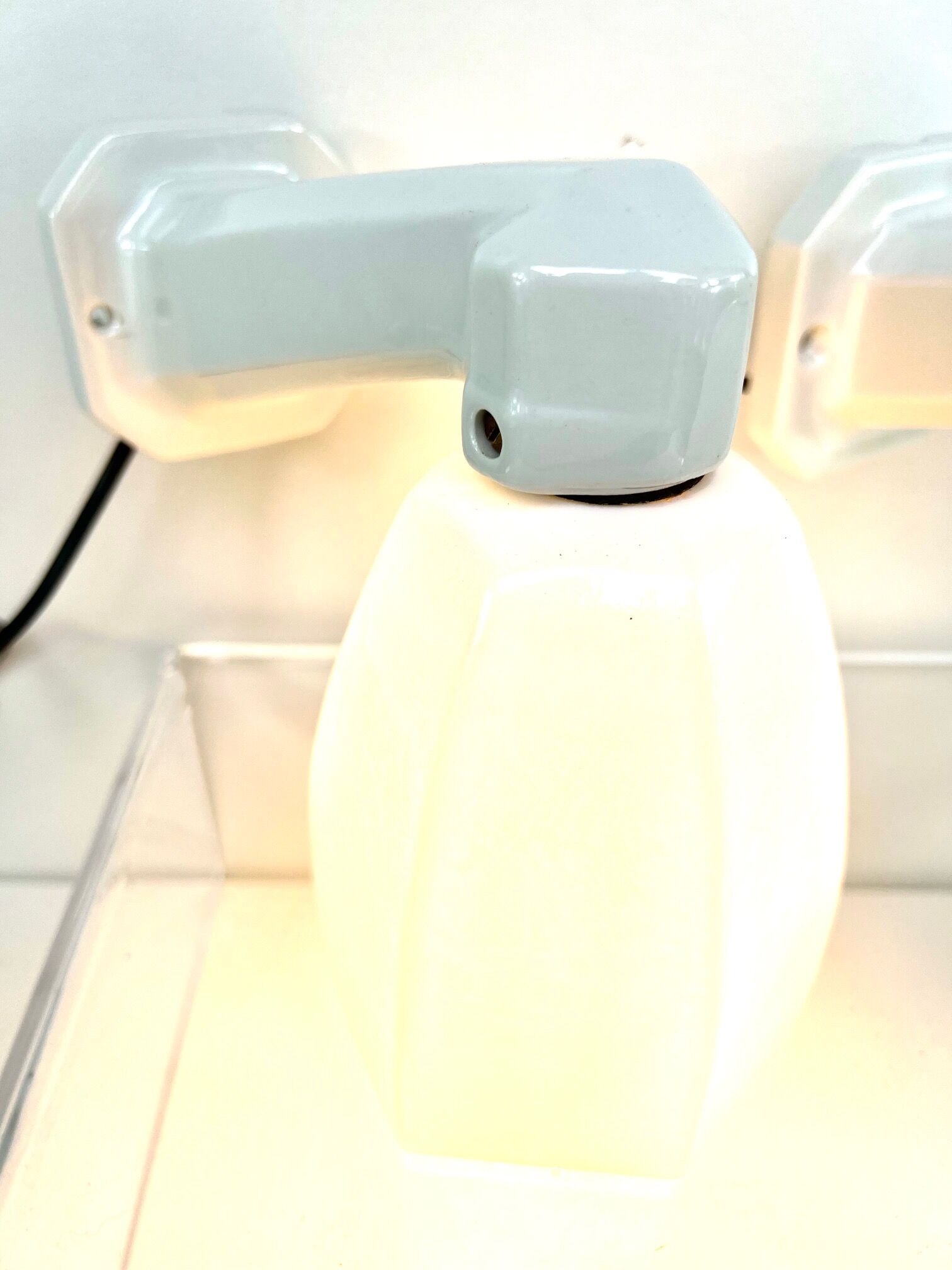 THE PAIR 2 WALL LAMPS OLD BATHROOM 1930 1940 OPALINE AND PORCELAIN LEGRAND