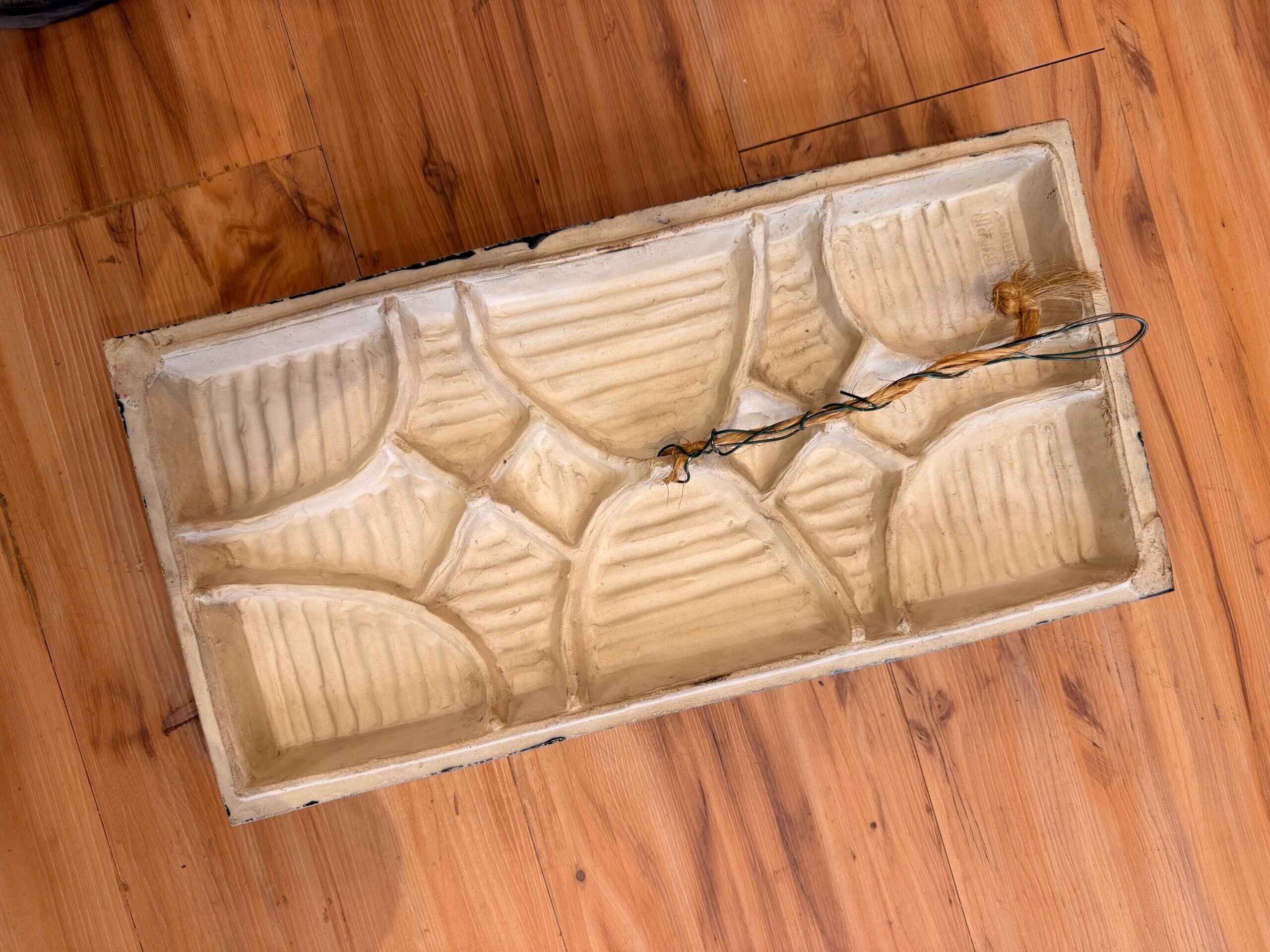 Wall ceramic in stoneware signed Guérin (Bouffioulx)