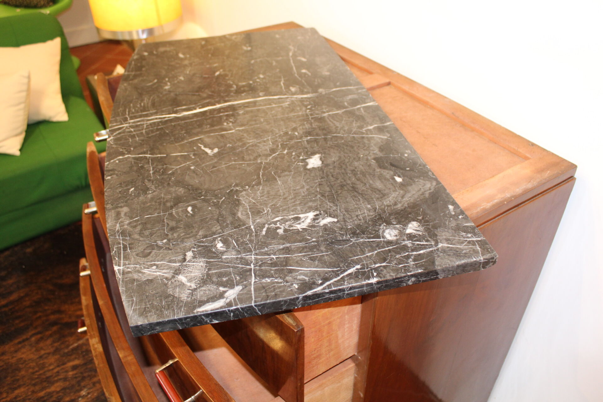 Art deco chest of drawers