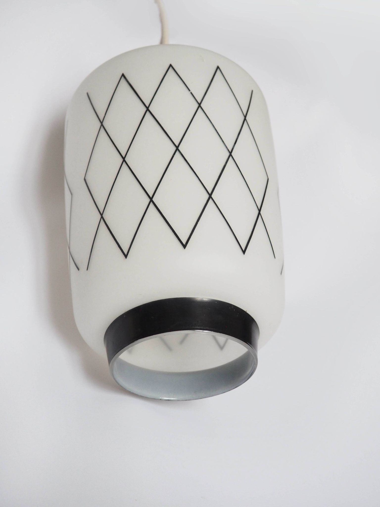 Suspension lampion noir et blanc