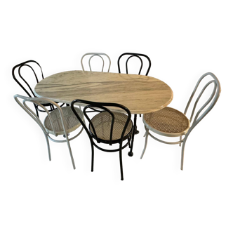 Table and 6 bistro type chairs