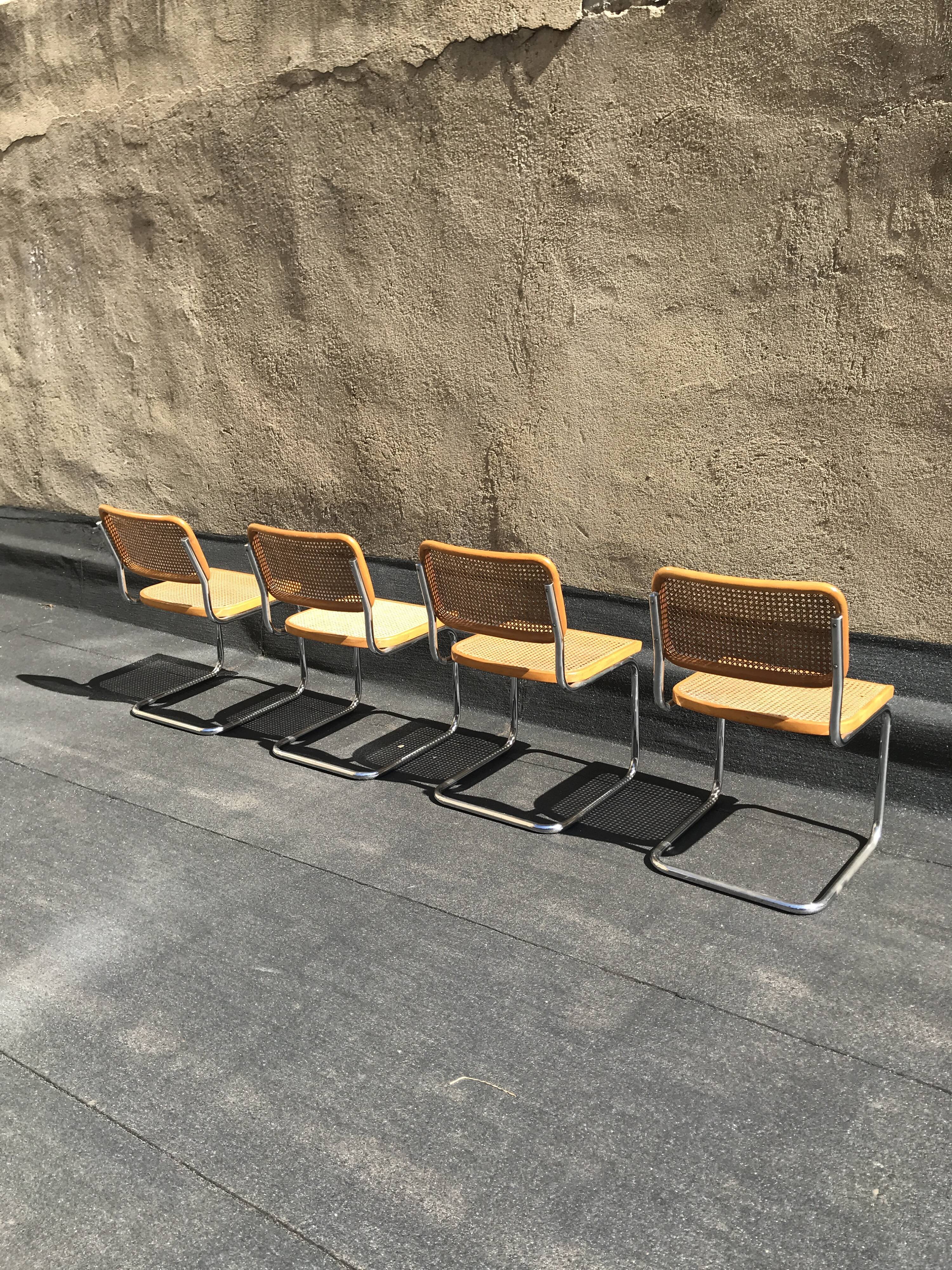 4 chaises Cesca B32 Marcel Breuer