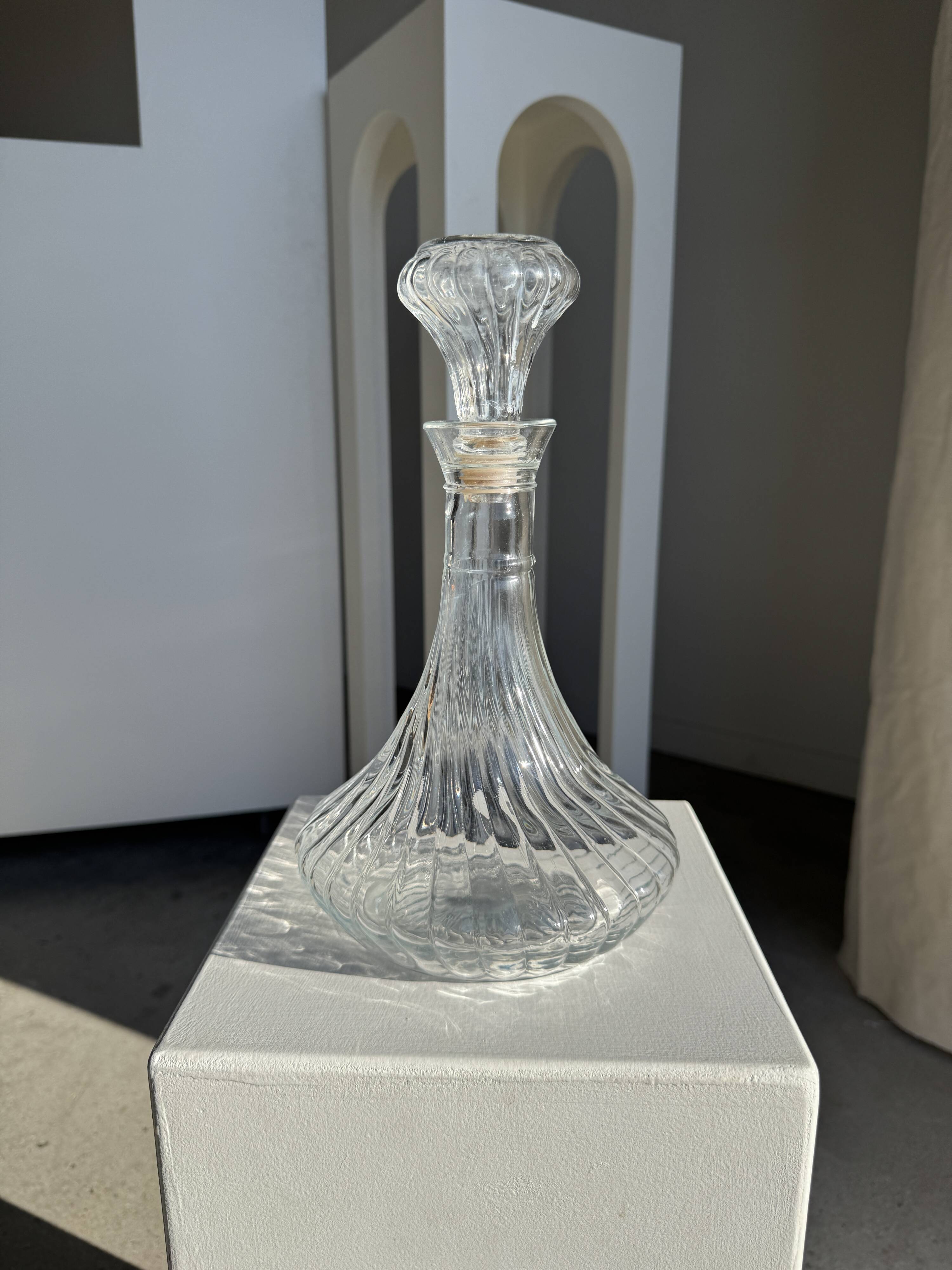 Vintage glass decanter in hot air balloon style H31 D18