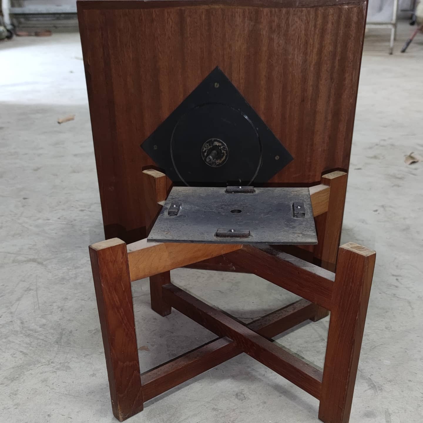 Scandinavian rotating bookshelf in teak from around 1960.