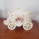 Porcelain box