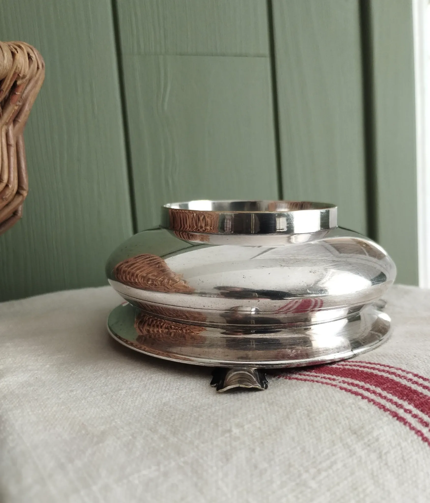 Small antique silver-plated metal ashtray English E.P.N.S.
