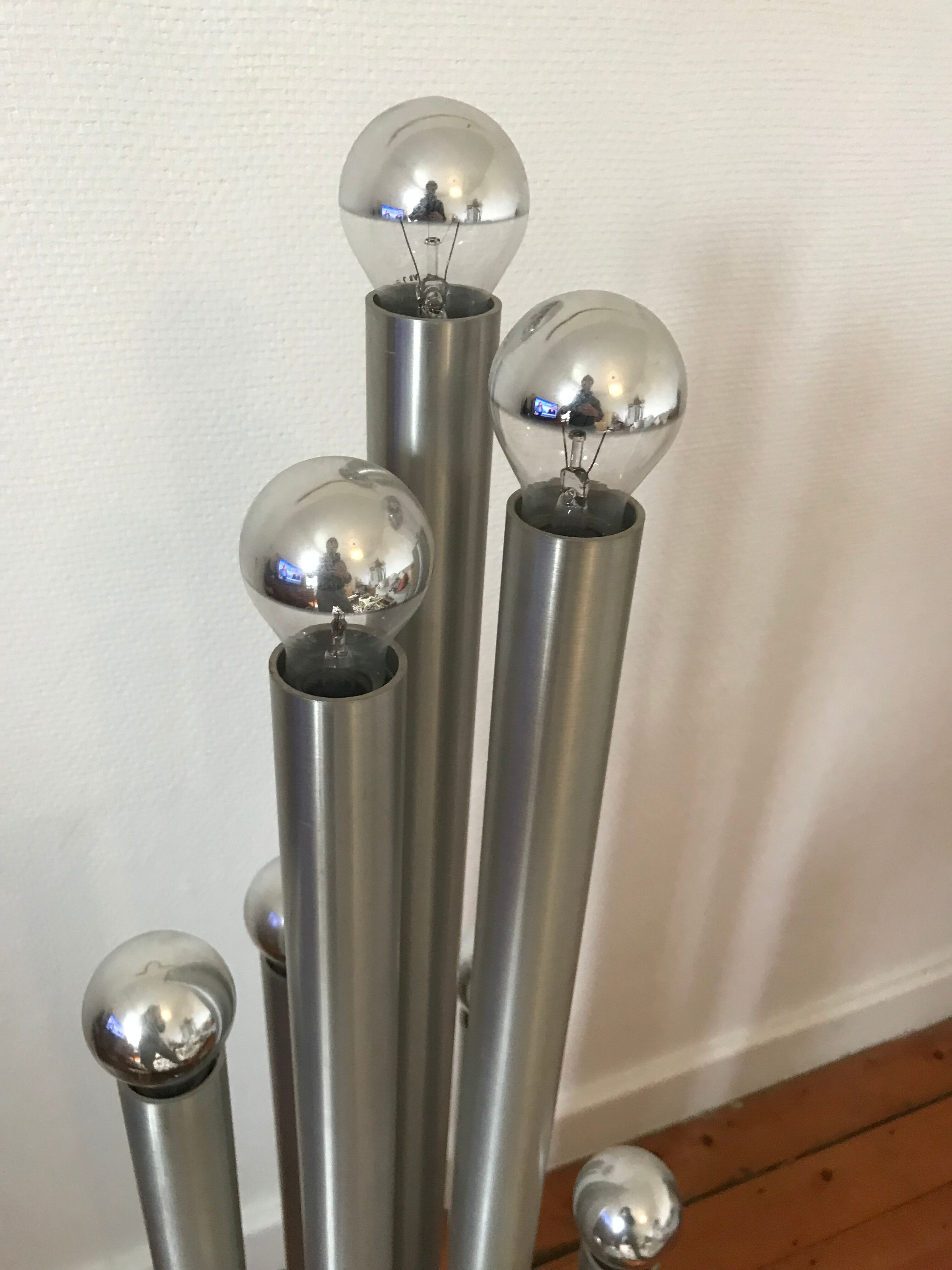 Organ floor lamp circa 1970