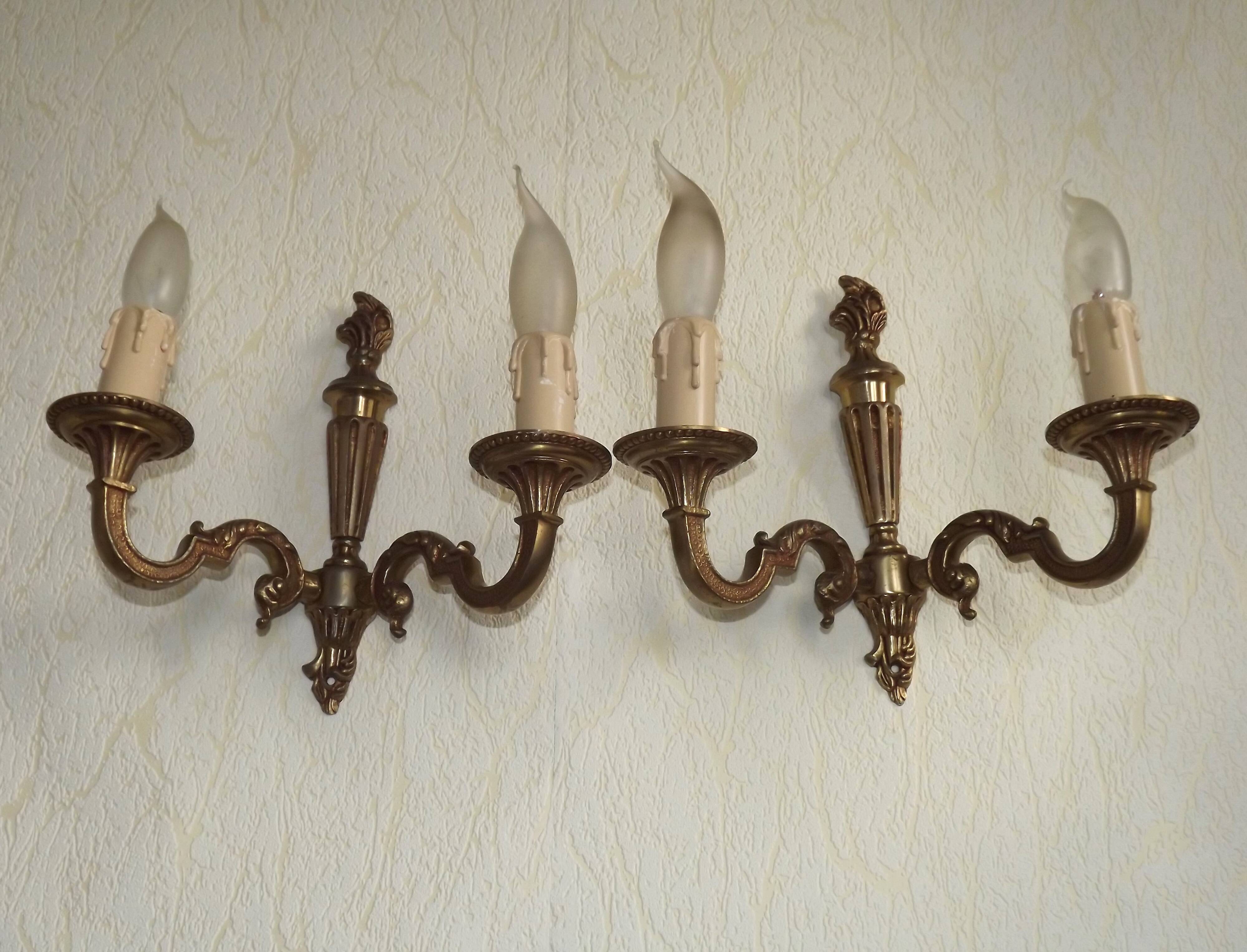 Pair of double Empire wall sconces in bronze from the French period with flame 5160.