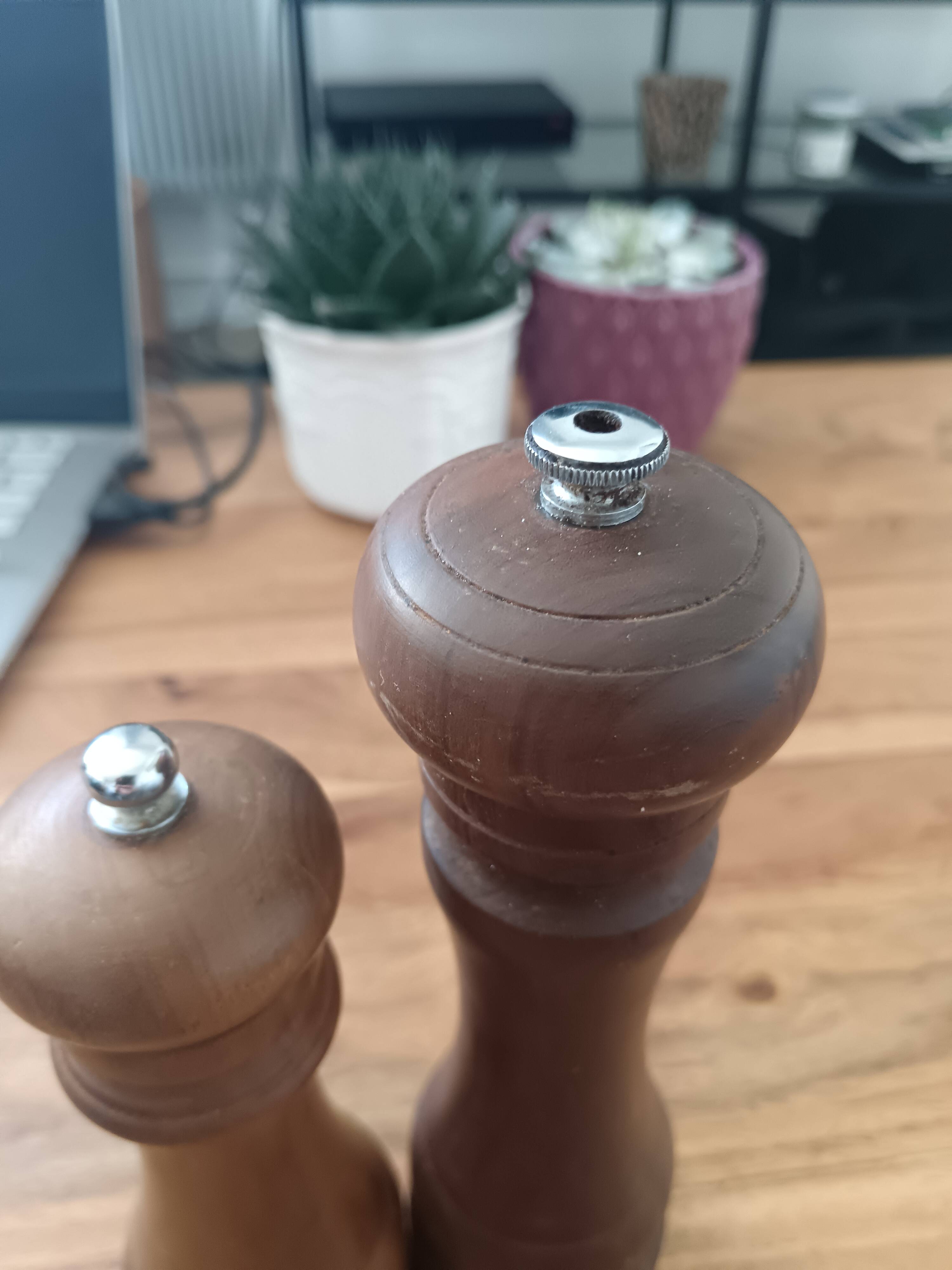 Pepper mills