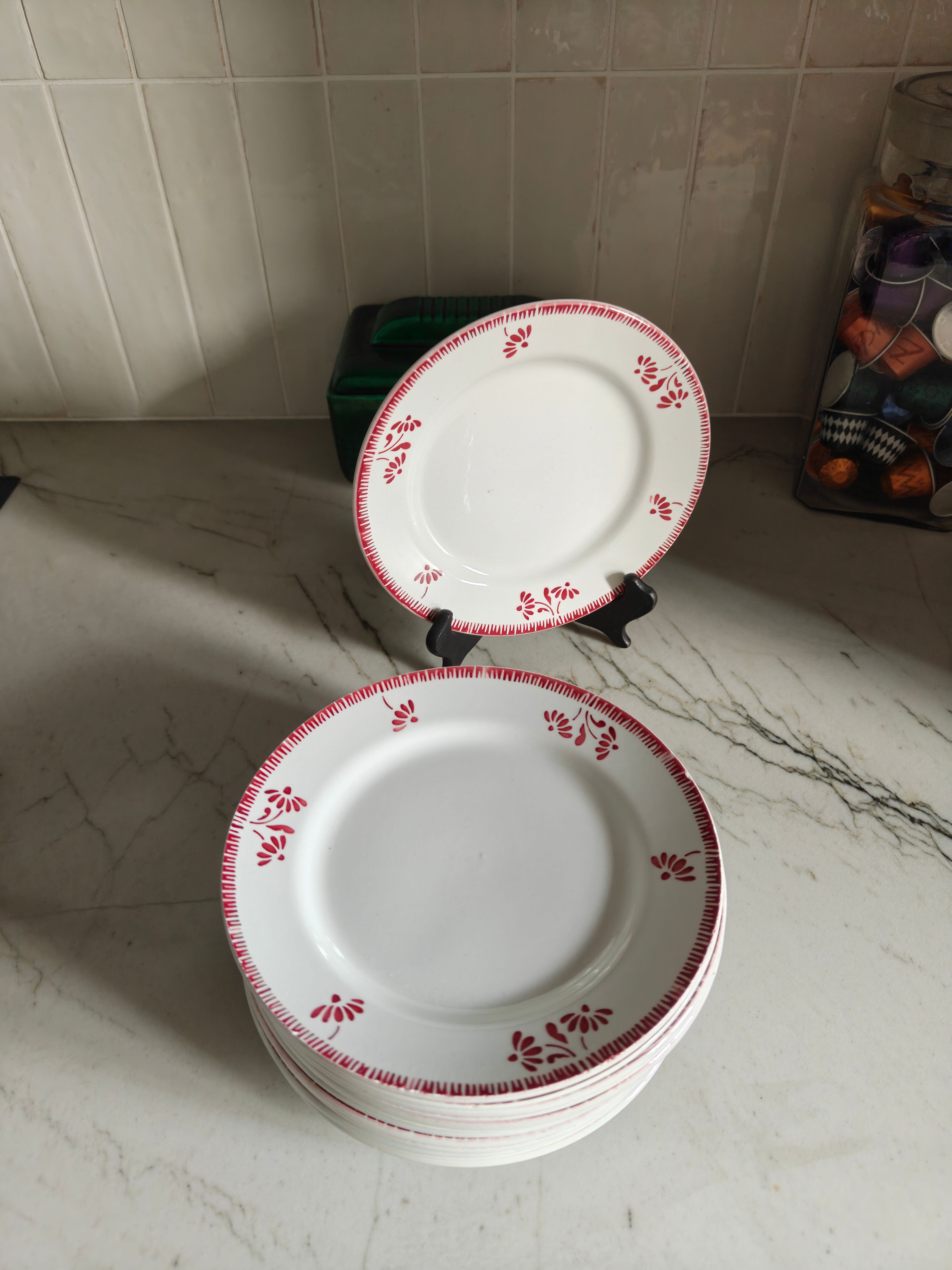 14 dessert plates