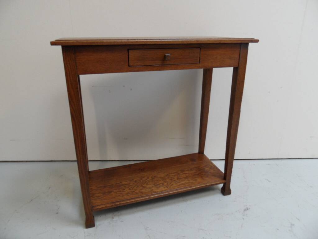 Antique oak sidetable