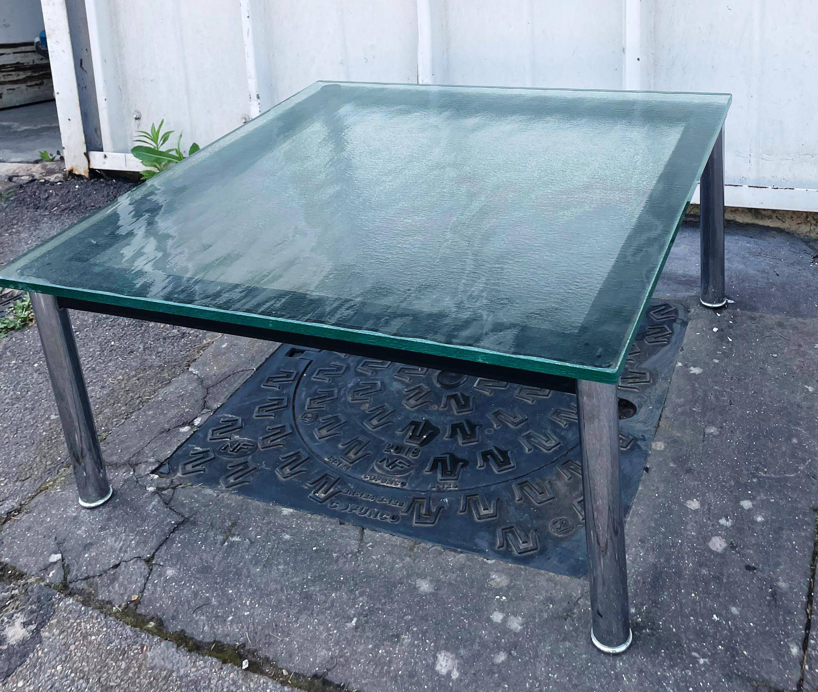 LC10 coffee table, Le Corbusier