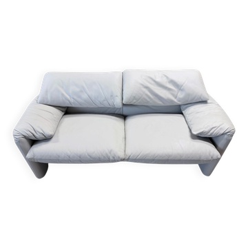 Cassina Maralunga 2-Seater Sofa by Vico Magistretti in Grey