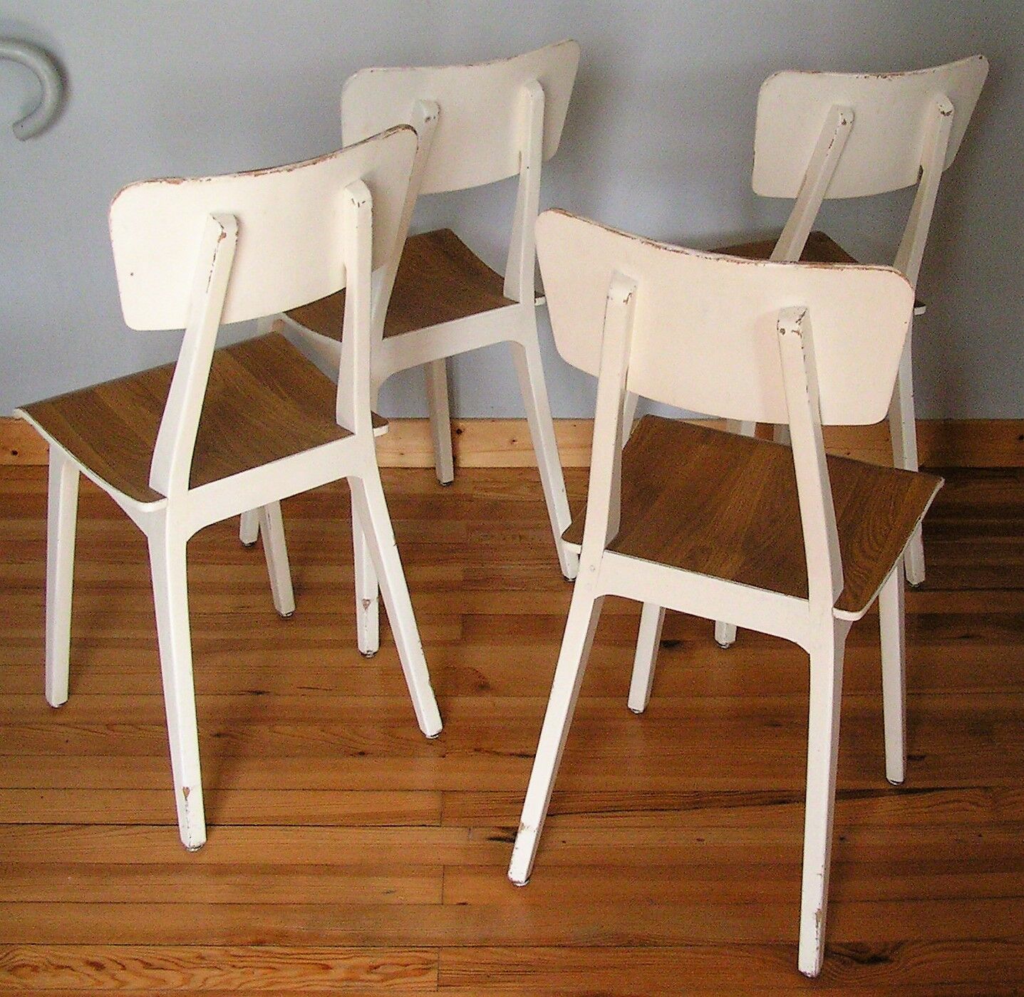 Chaises en bois années 60