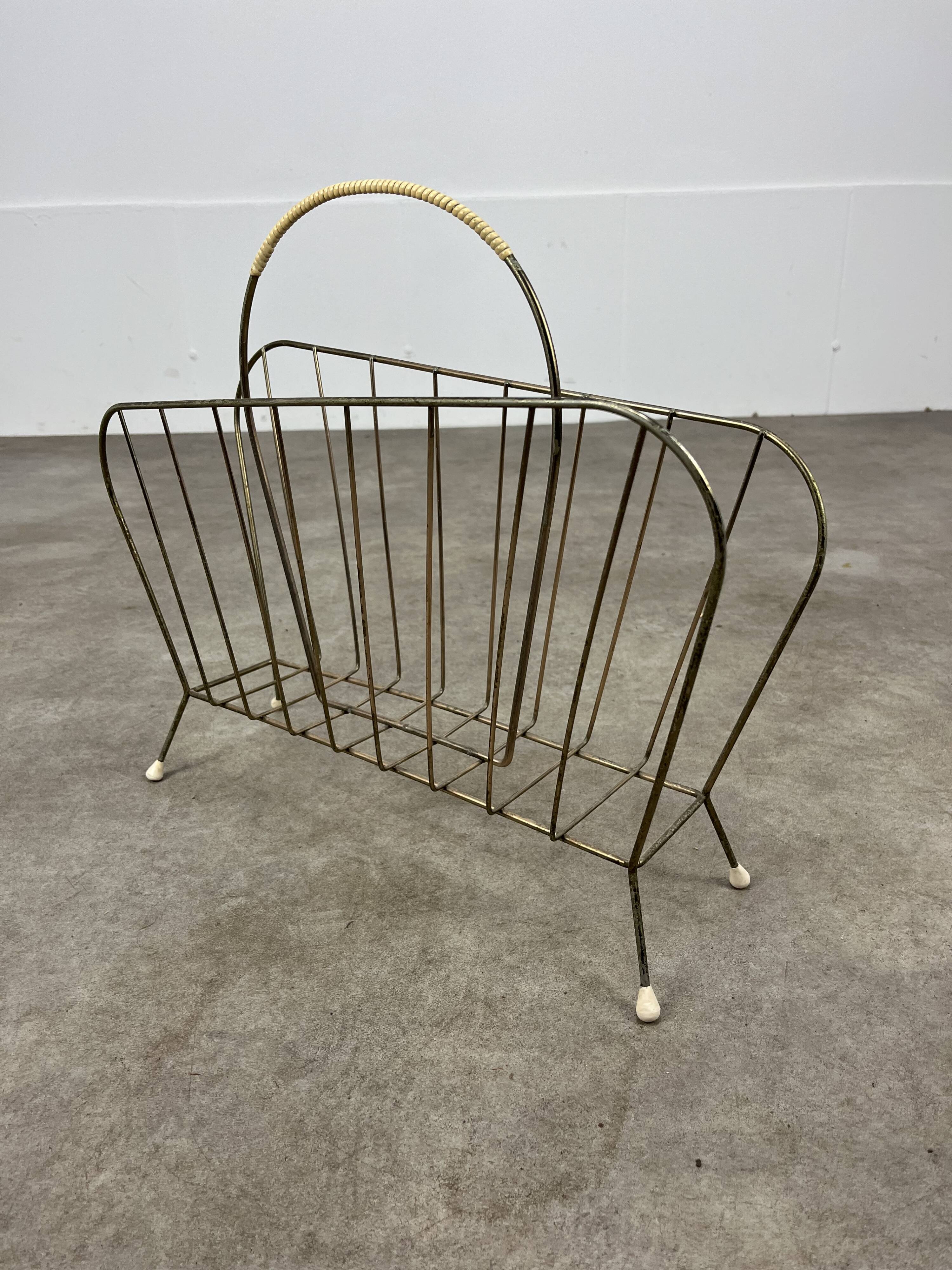 50s vintage gold metal magazine rack