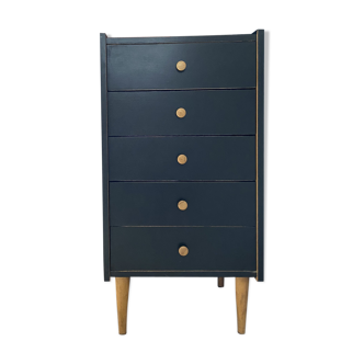 Vintage dresser
