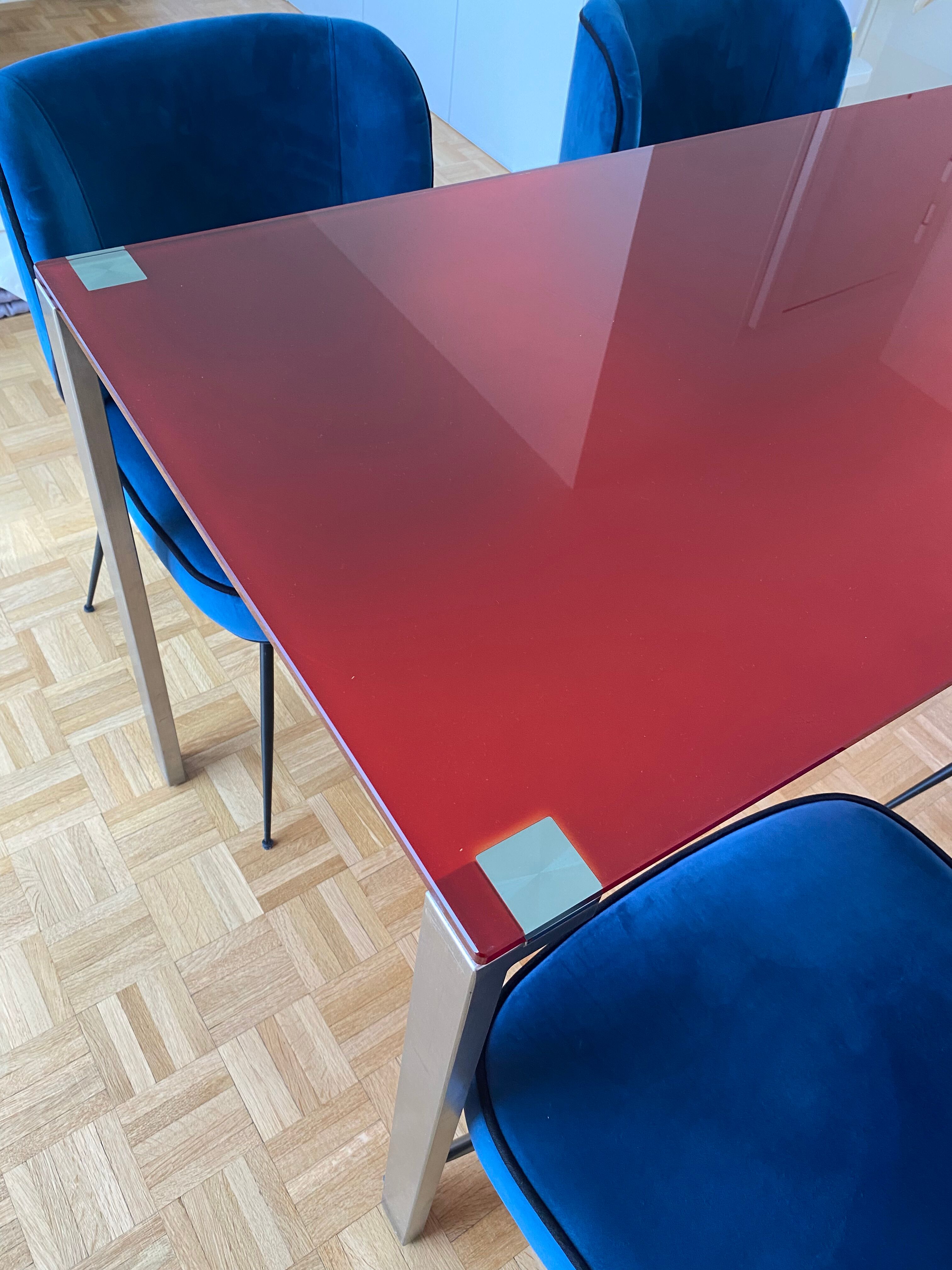 Nouvel Jean table