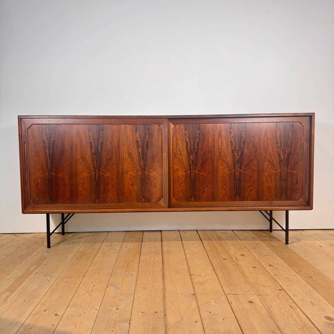 Rosewood sideboard, 1960