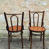 Bentwood bistro chairs in Art Nouveau style
