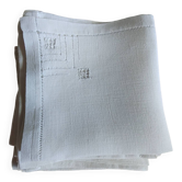 13 petites serviettes d'invité en lin à broderies et pourtour ajouré