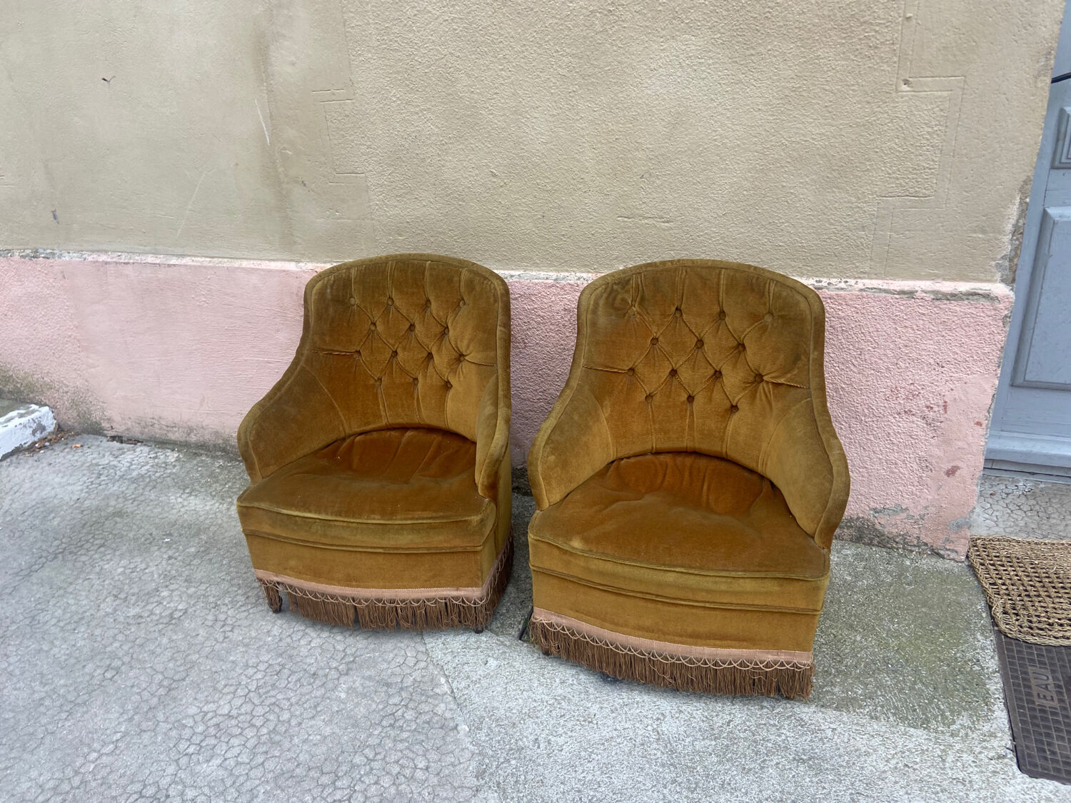 Pair of vintage toad chairs