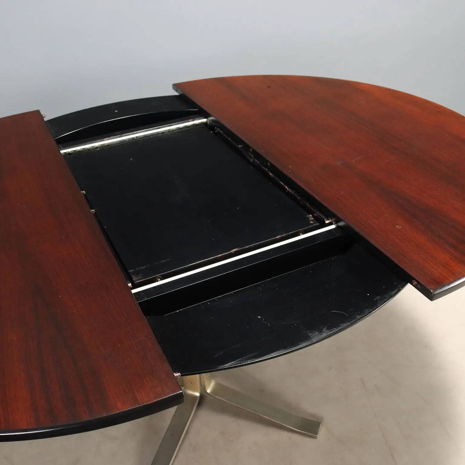Formanova table vintage design G. Moscatelli in wood, Italy, 1970s