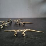 6 vintage knife rests, brass crocodiles, in excellent condition.
