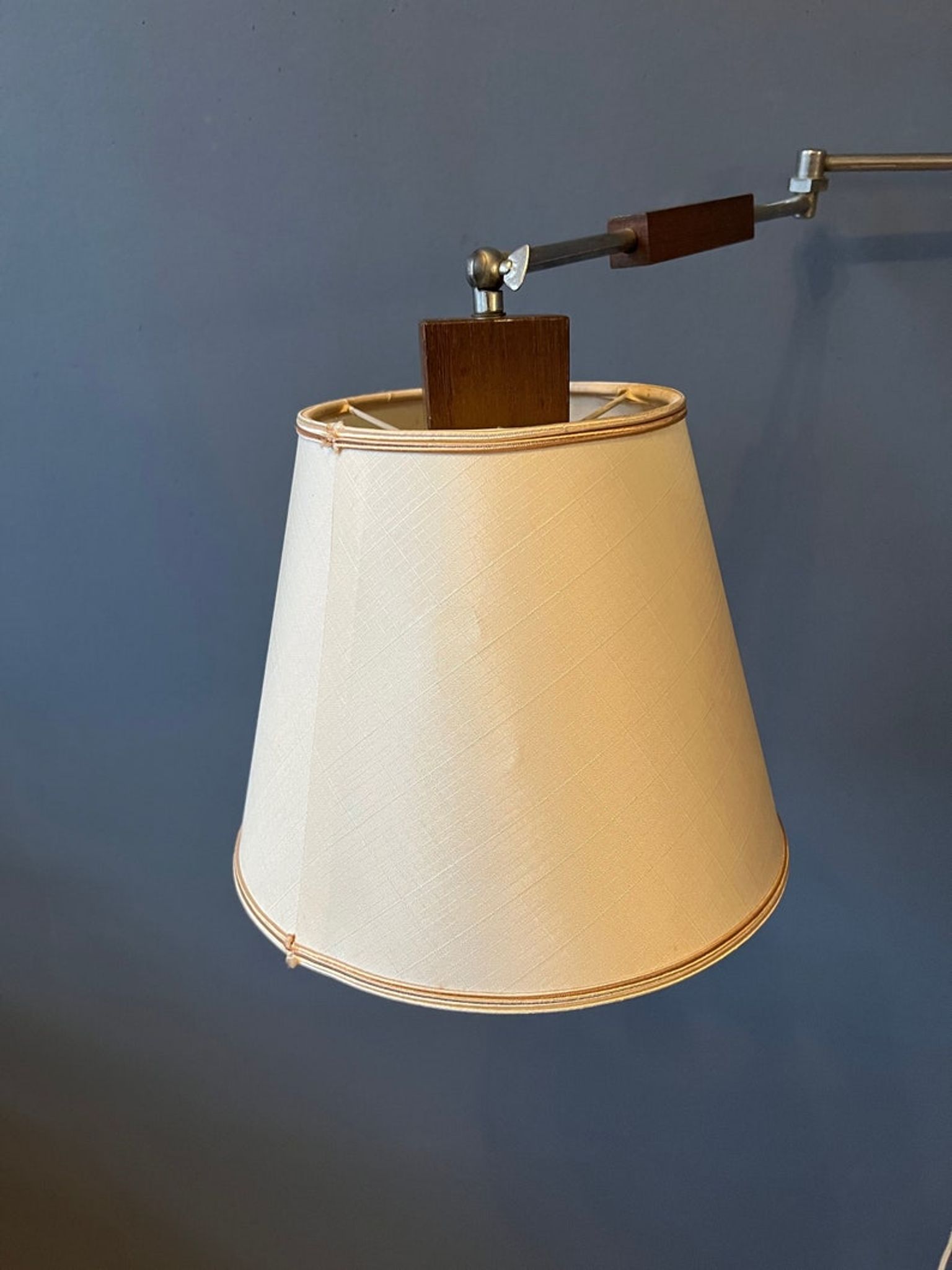 Applique lampe en bois