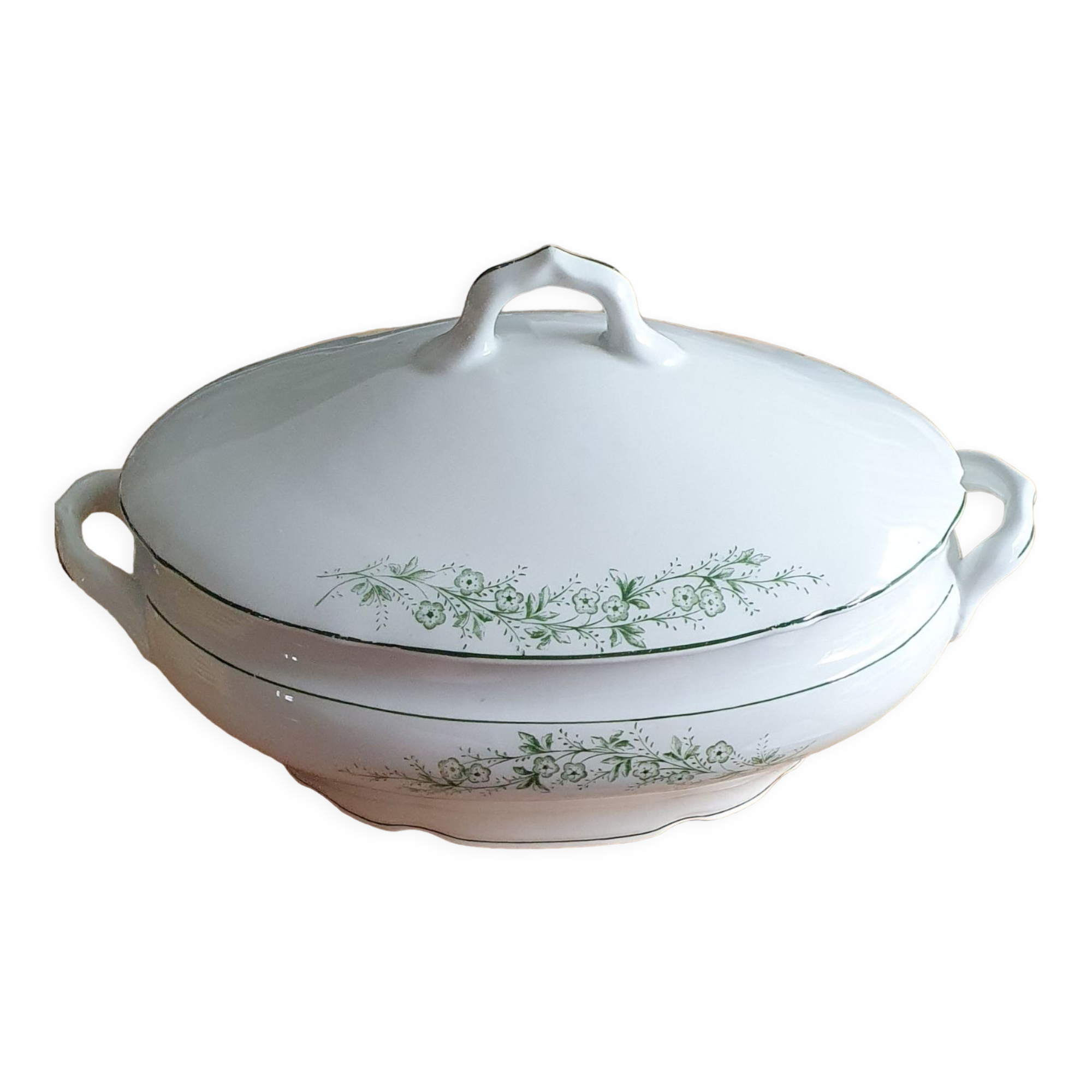 Ceramic tureen from Coimbra