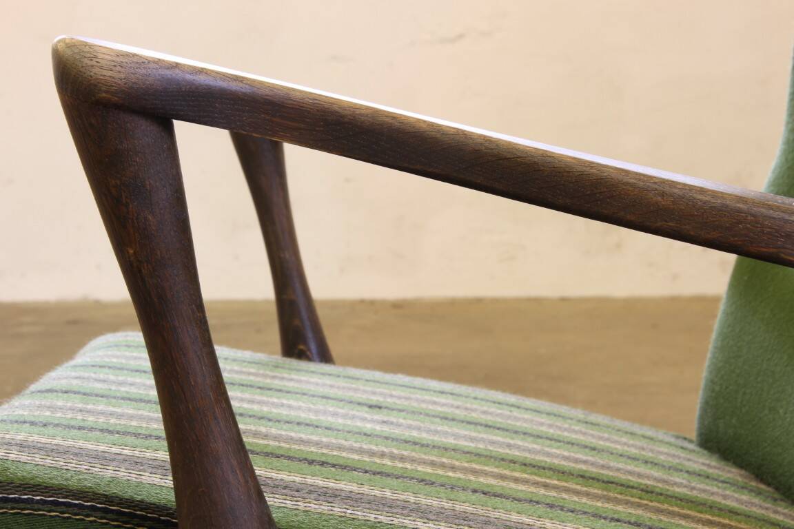 1960s vintage mid-century lounge chair, dark stained oak style of Viggo Boesen