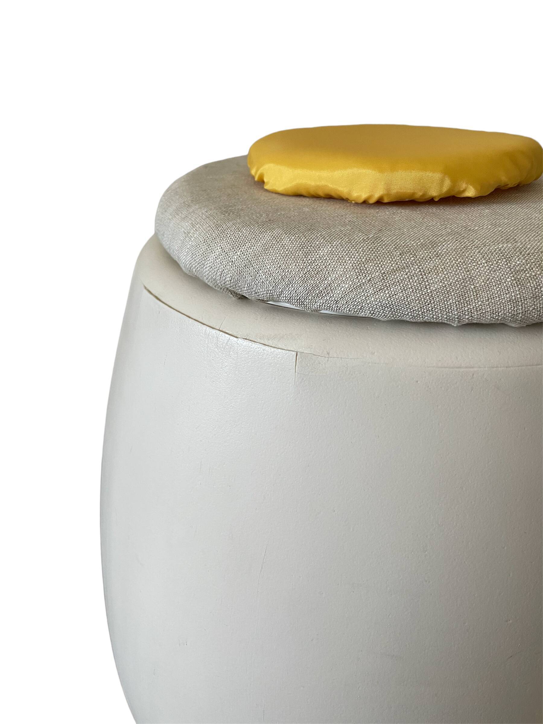 Allibert chest stool molded plastic egg design
