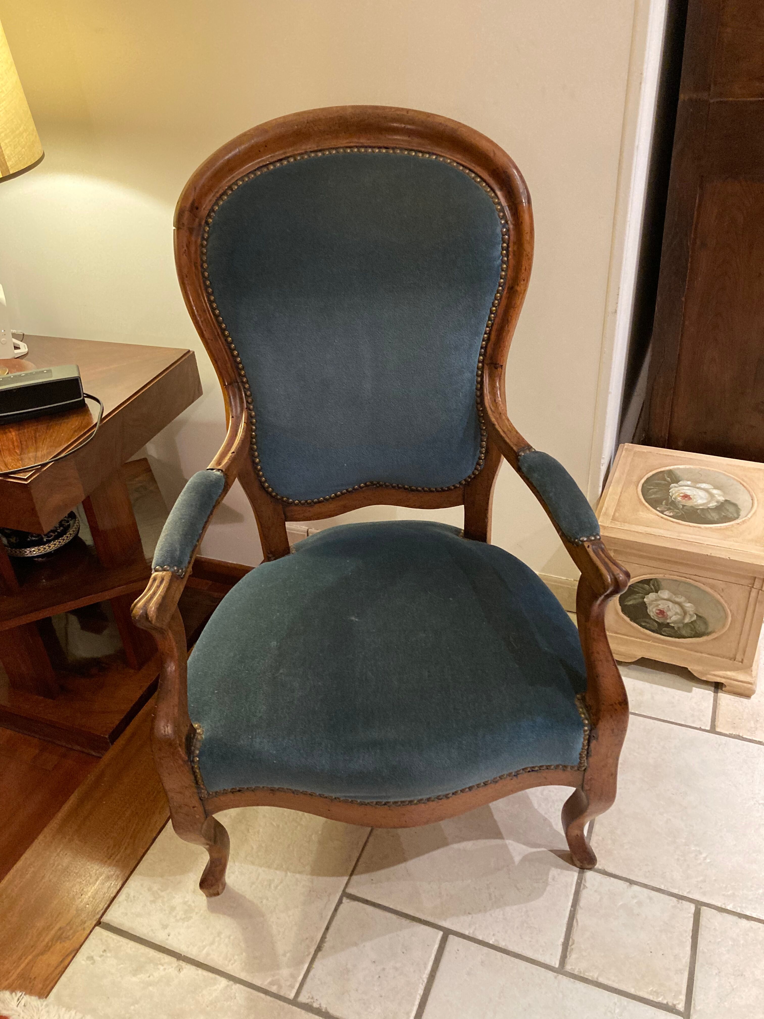 Louis Philippe armchair in walnut